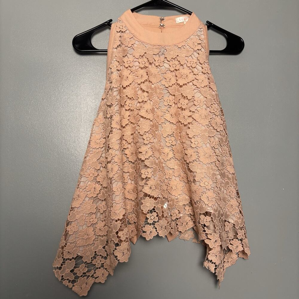 Luxxel Women’s Floral Lace Knit Top Small Peach Bow Sleeveless Open Back
